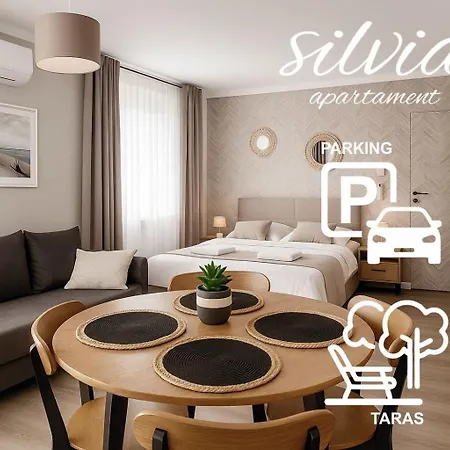 • Silvia • Appartement *